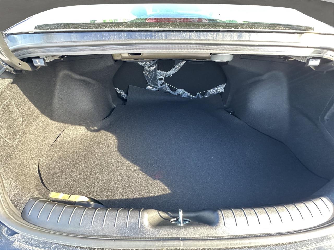 2026 Hyundai Elantra Luxury Photo