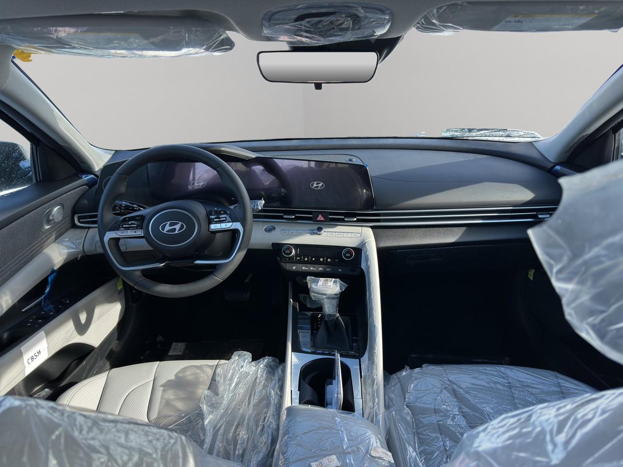 2026 Hyundai Elantra Luxury Photo