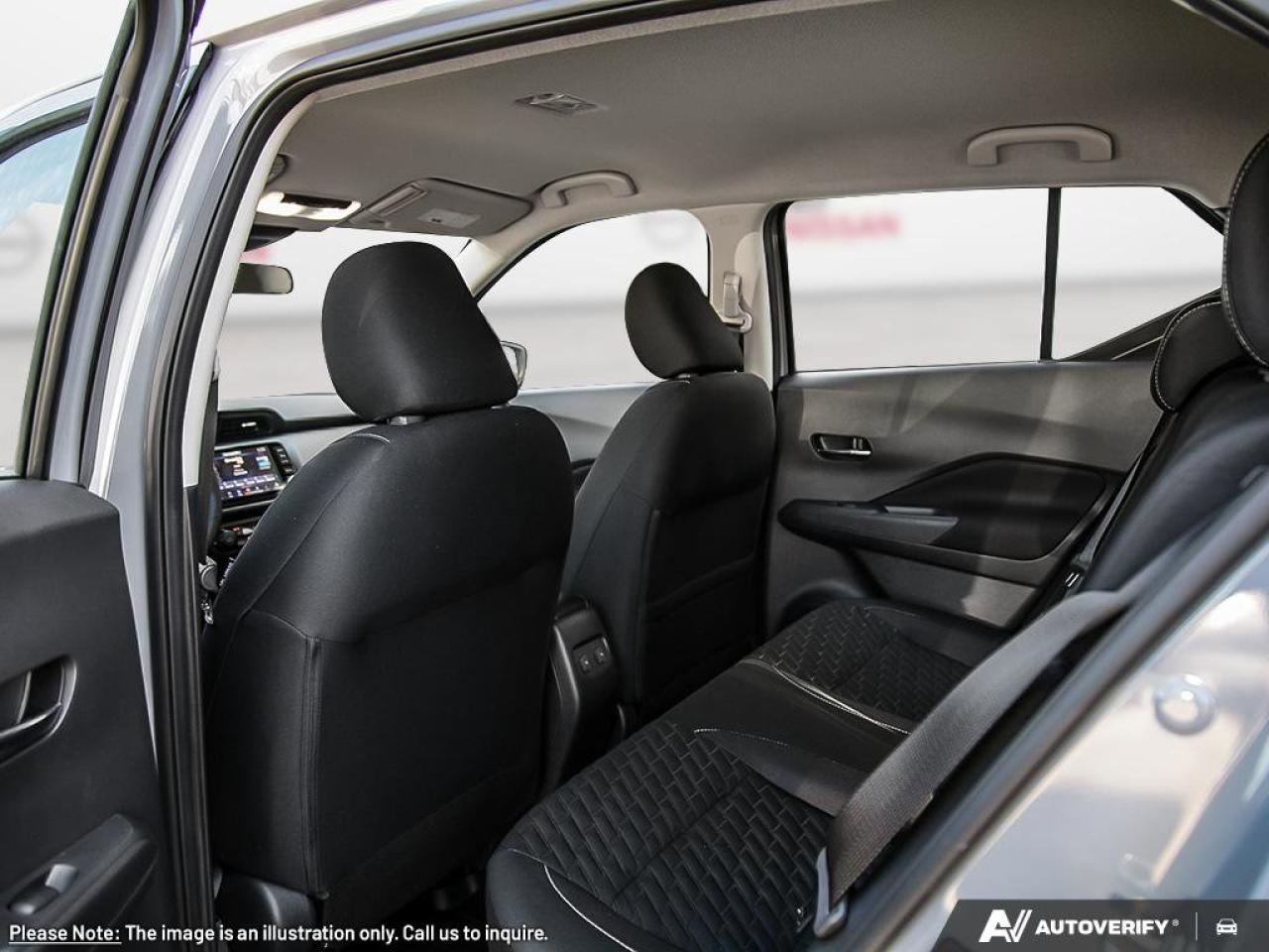 2025 Nissan Kicks Play SV Photo