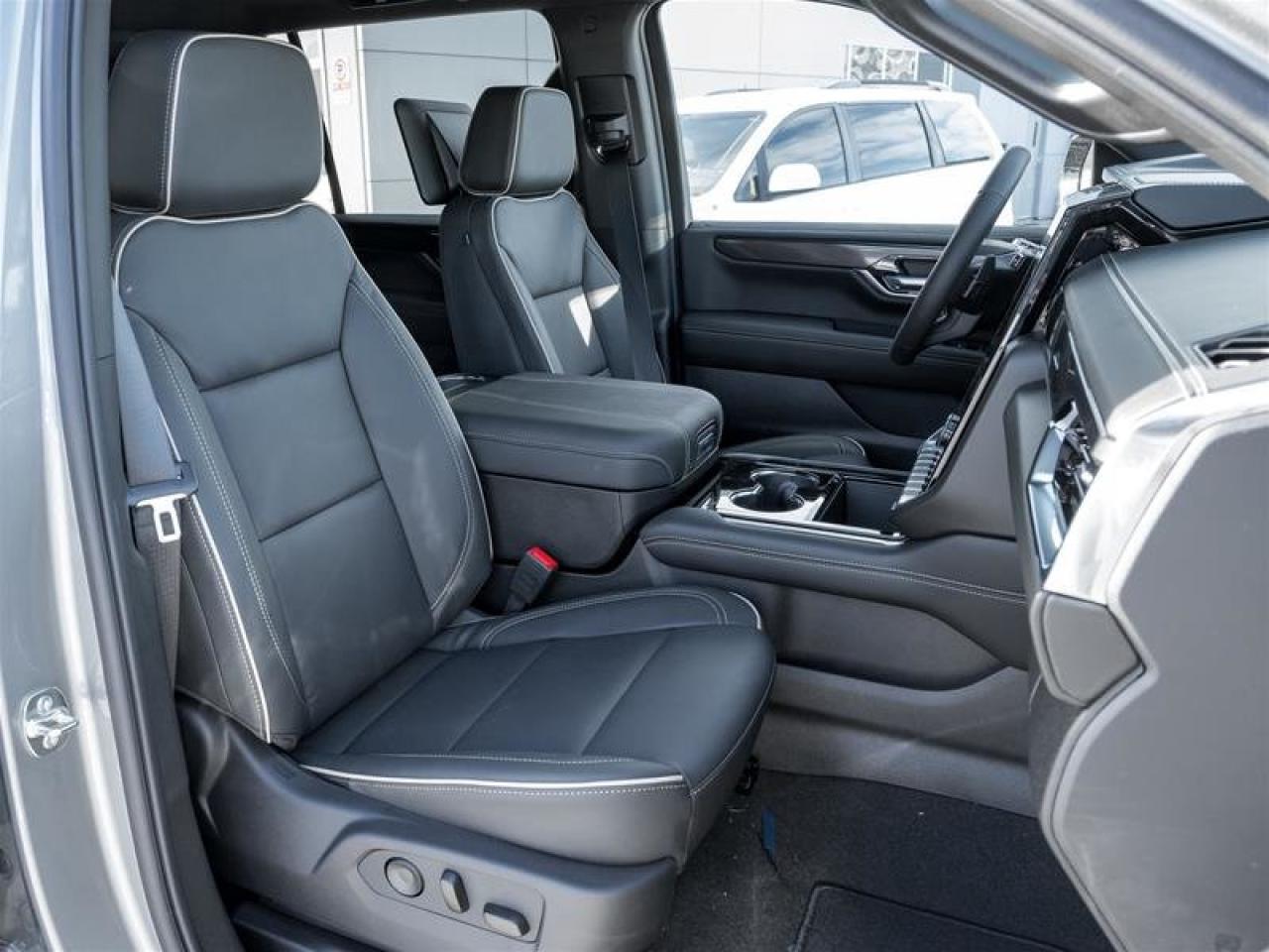 2026 GMC Yukon XL Elevation Photo