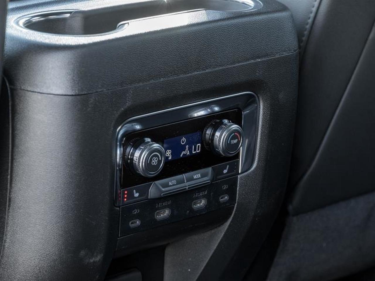 2026 GMC Yukon XL Elevation Photo