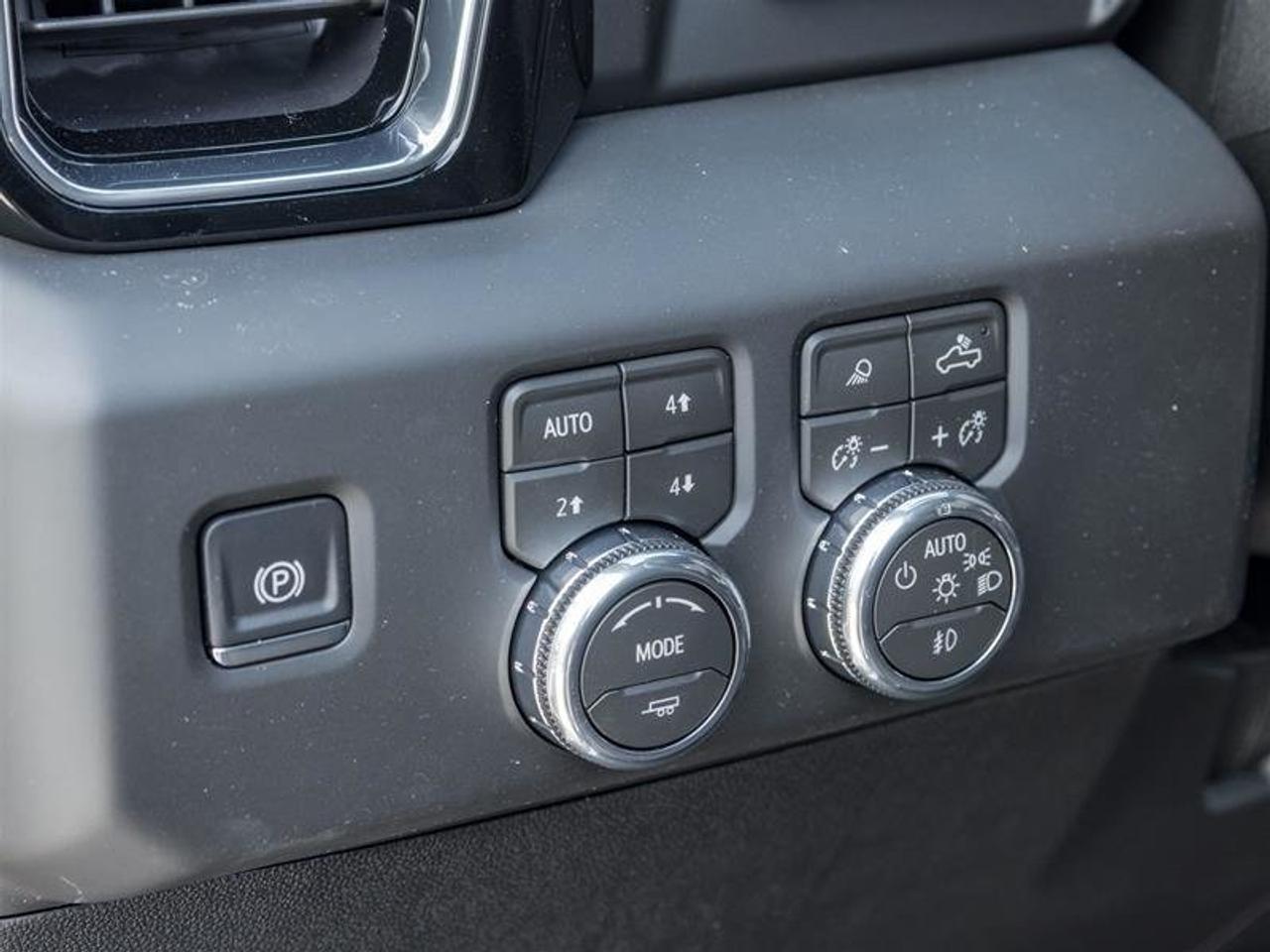 2026 GMC Sierra 2500 HD DENALI Photo
