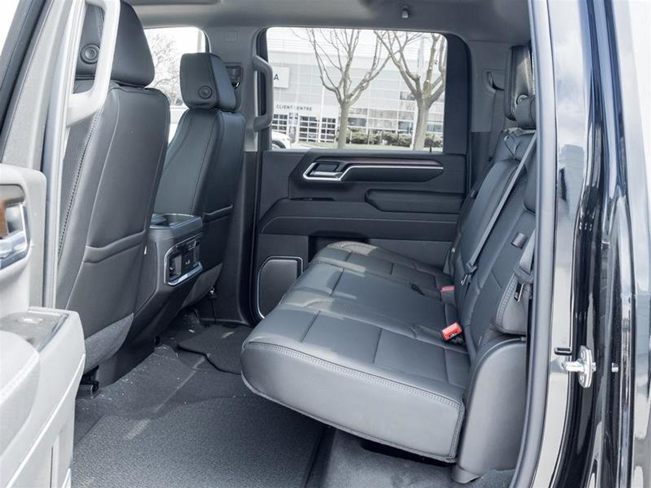 2026 GMC Sierra 2500 HD DENALI Photo
