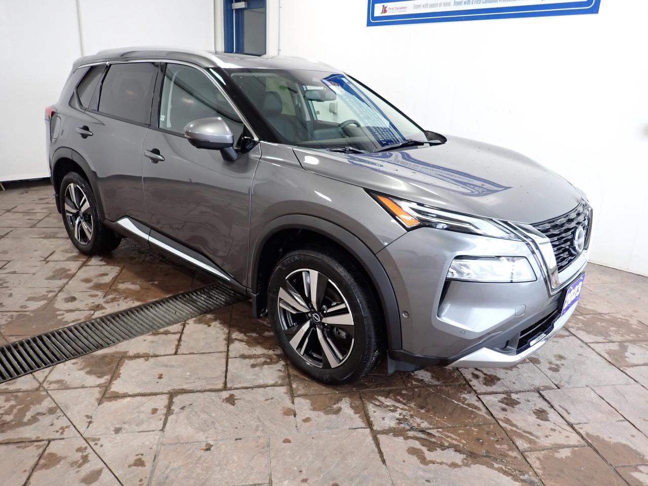 2023 Nissan Rogue Platinum AWD LEATHER NAVI SUNROOF Photo0