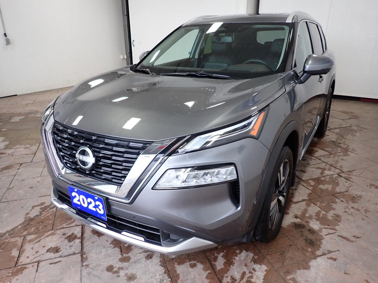 2023 Nissan Rogue Platinum AWD LEATHER NAVI SUNROOF Photo