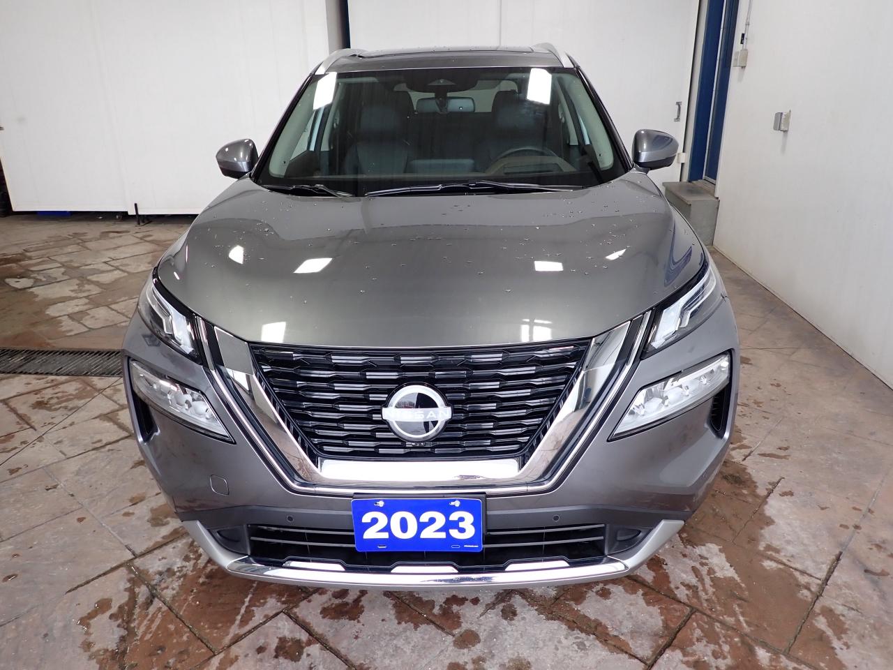 2023 Nissan Rogue Platinum AWD LEATHER NAVI SUNROOF Photo