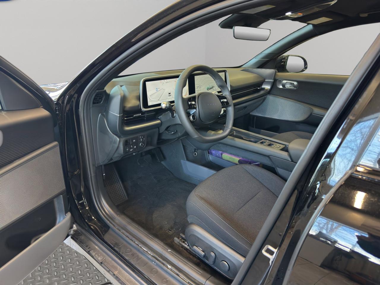 2025 Hyundai IONIQ 6 Preferred Photo