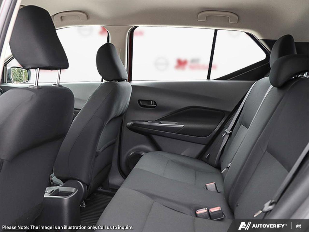 2025 Nissan Kicks Play S Photo