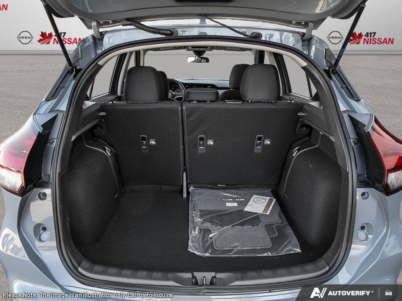 2025 Nissan Kicks Play SV Photo