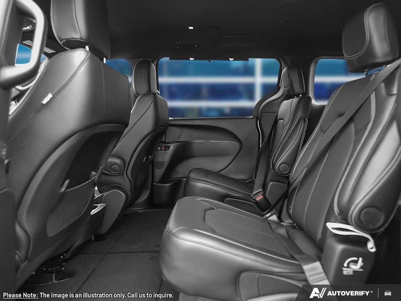 2026 Chrysler Grand Caravan SXT Photo