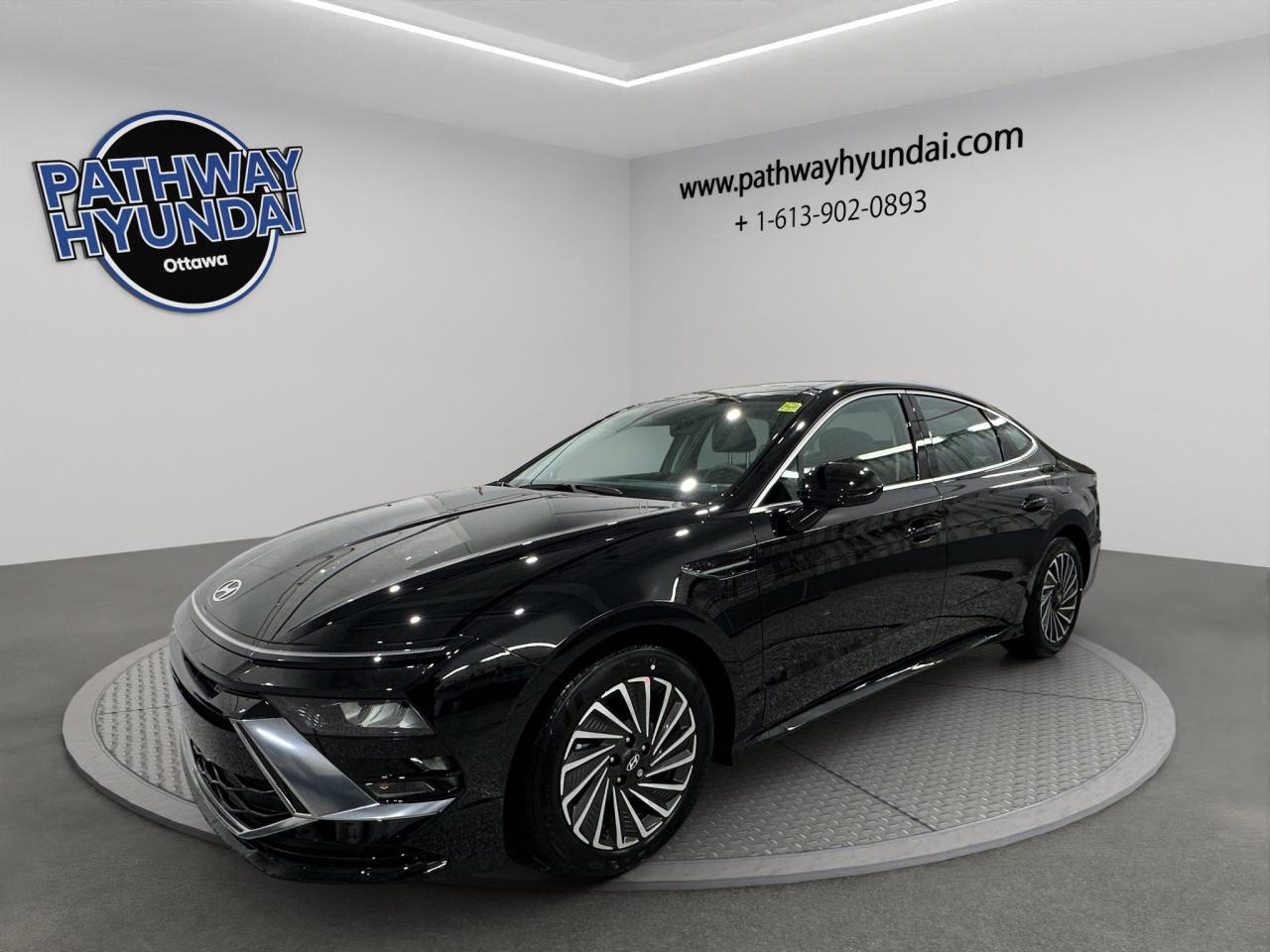 2026 Hyundai Sonata Hybrid Preferred-Trend Photo