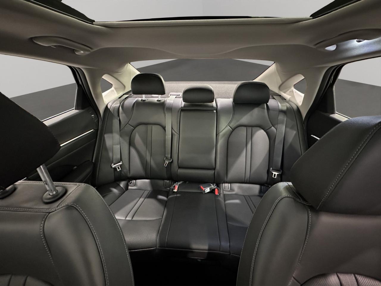 2026 Hyundai Sonata Hybrid Preferred-Trend Photo