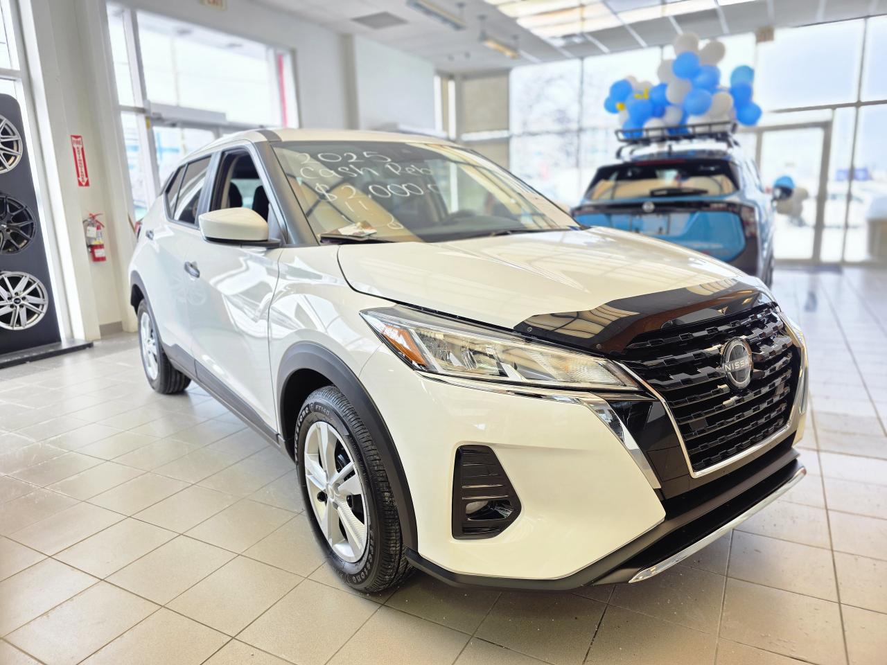 2025 Nissan Kicks Play S Photo