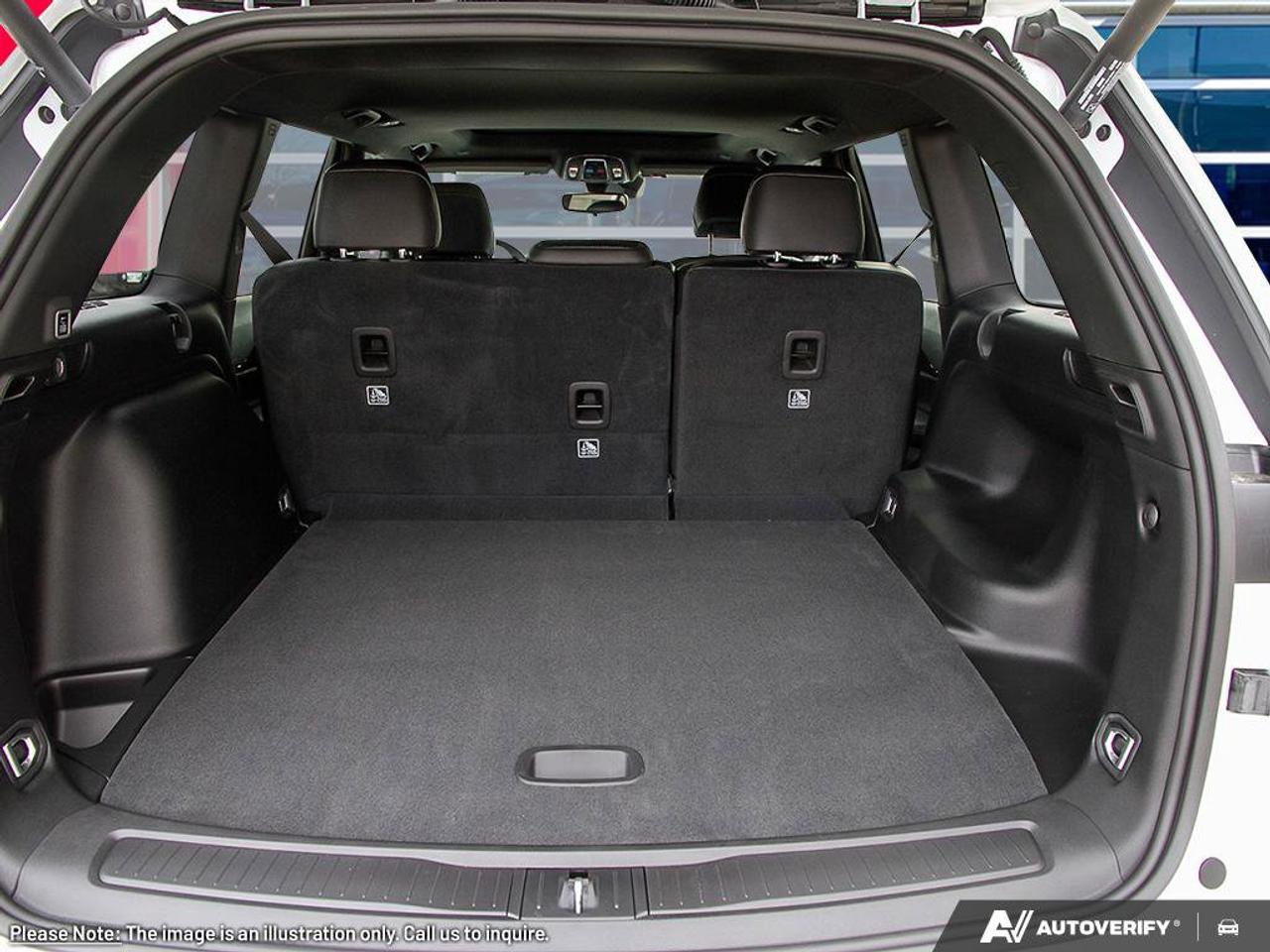 2025 Jeep Grand Cherokee Altitude Photo