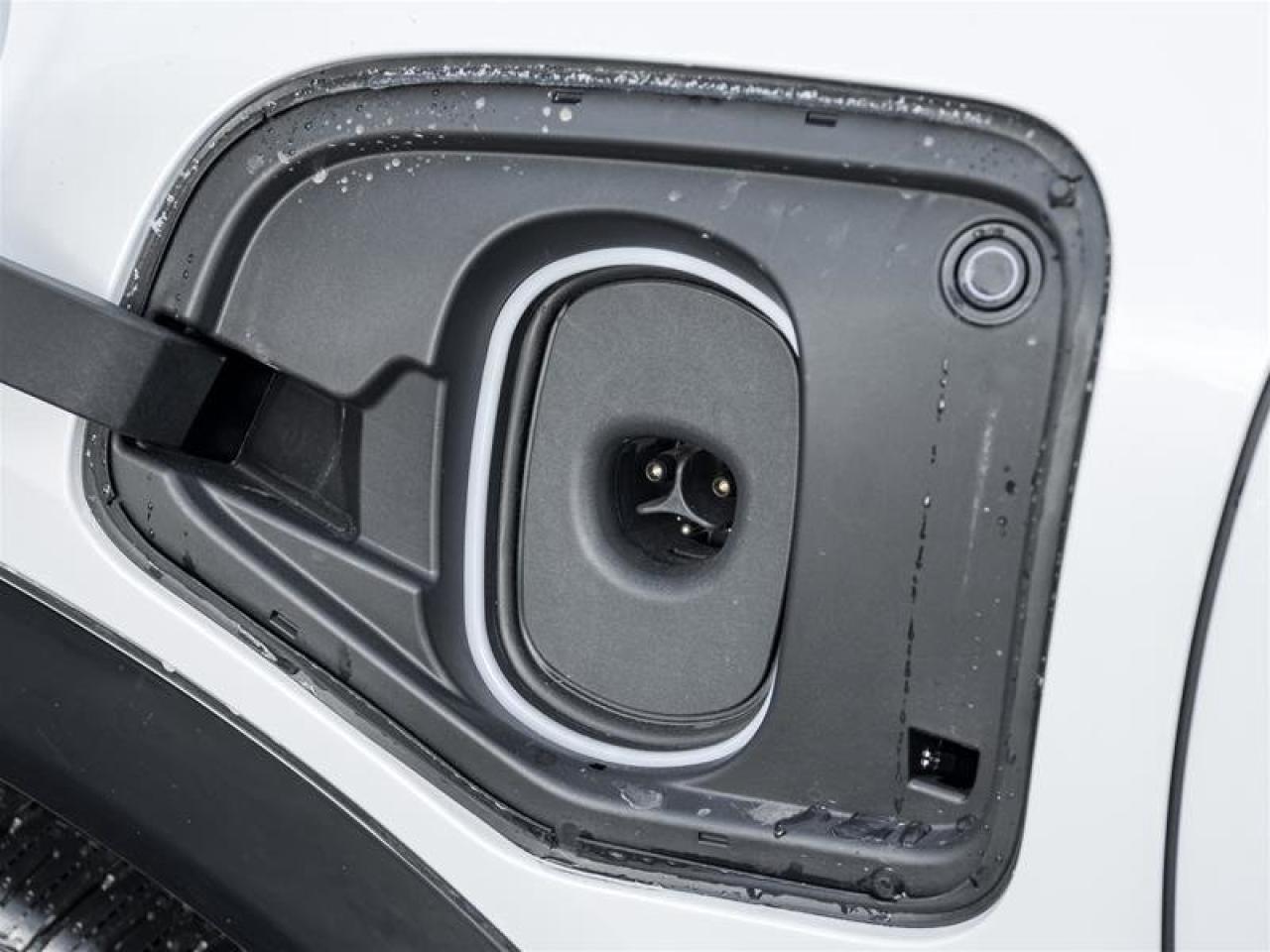 2026 Cadillac OPTIQ Luxury Photo4