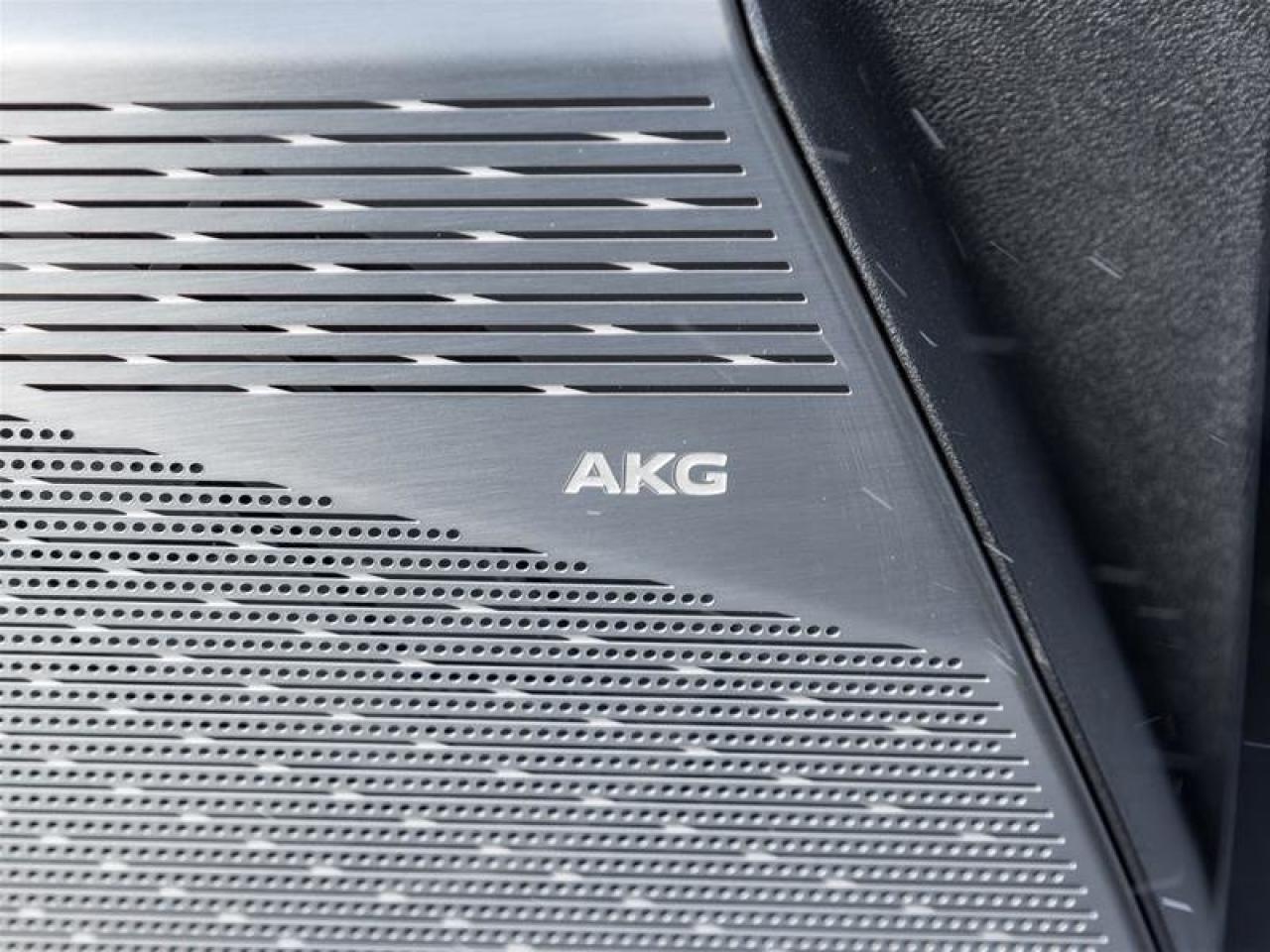 2026 Cadillac OPTIQ Luxury Photo