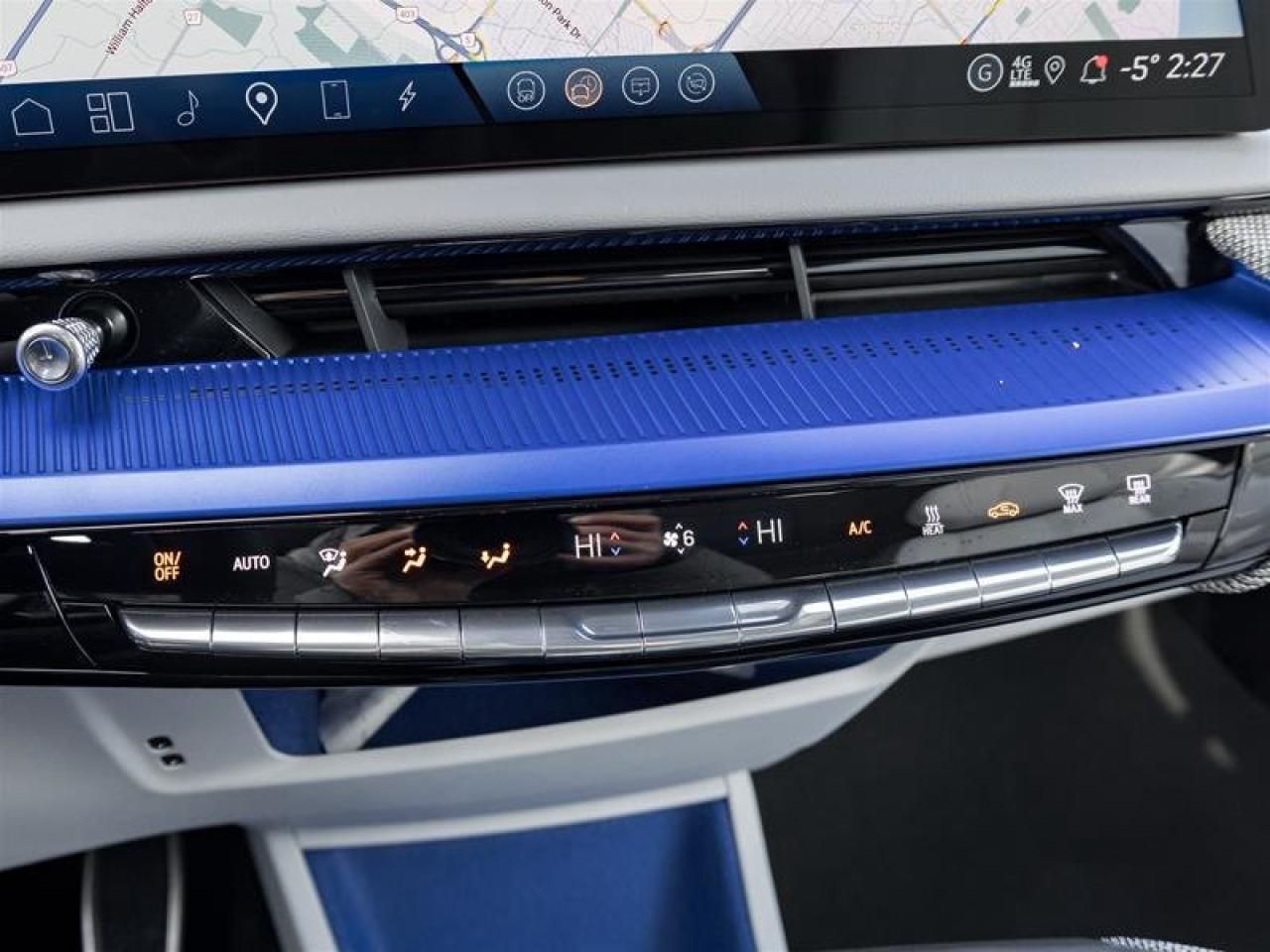 2026 Cadillac OPTIQ Luxury Photo