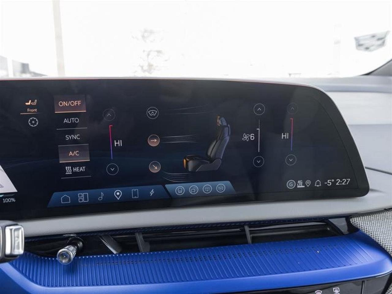 2026 Cadillac OPTIQ Luxury Photo