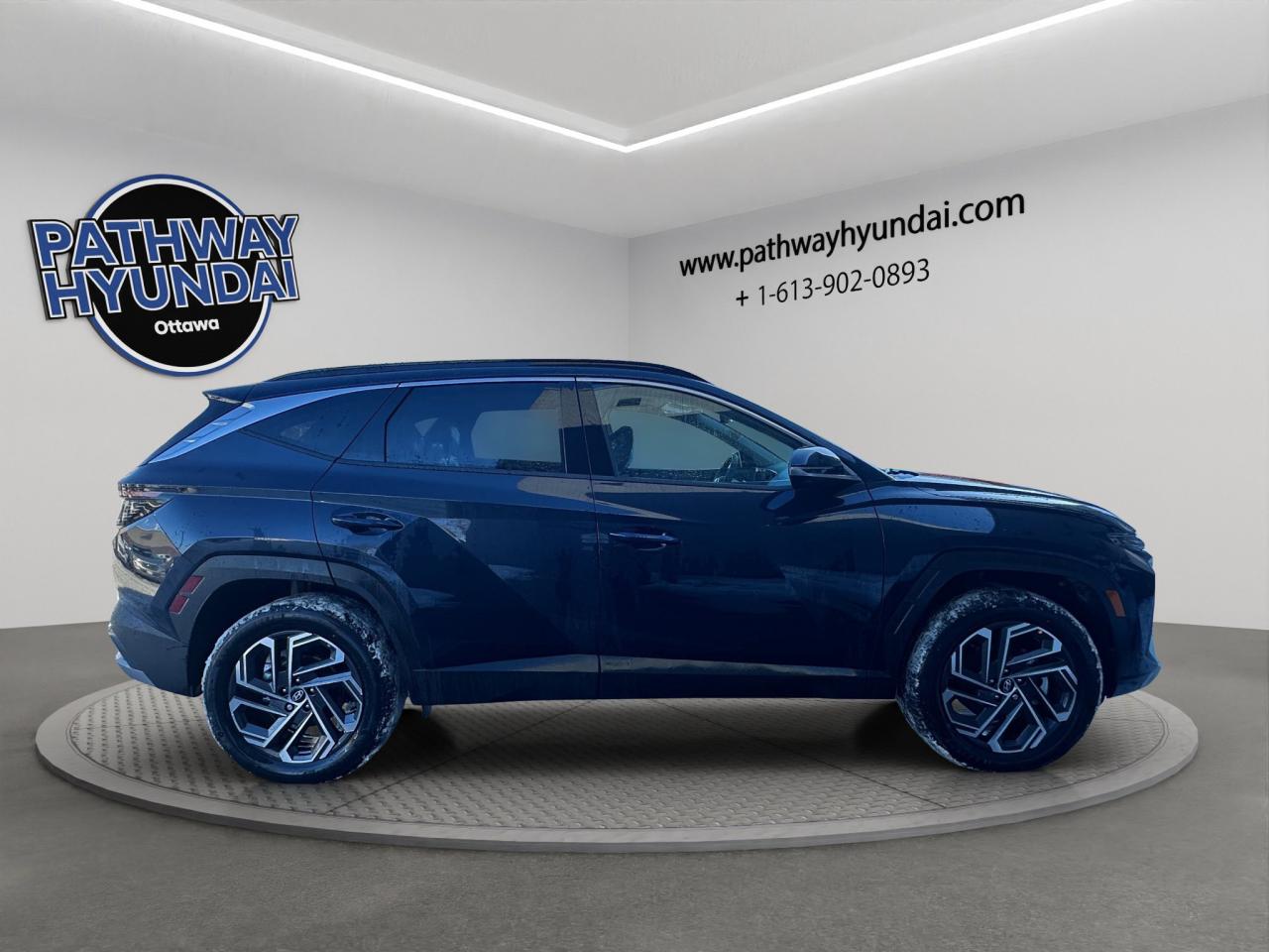 2026 Hyundai Tucson Hybrid Ultimate Photo2