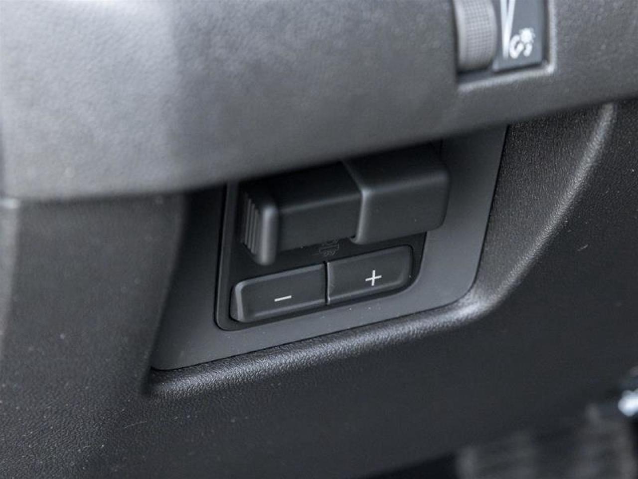 2026 GMC Canyon AT4 Photo