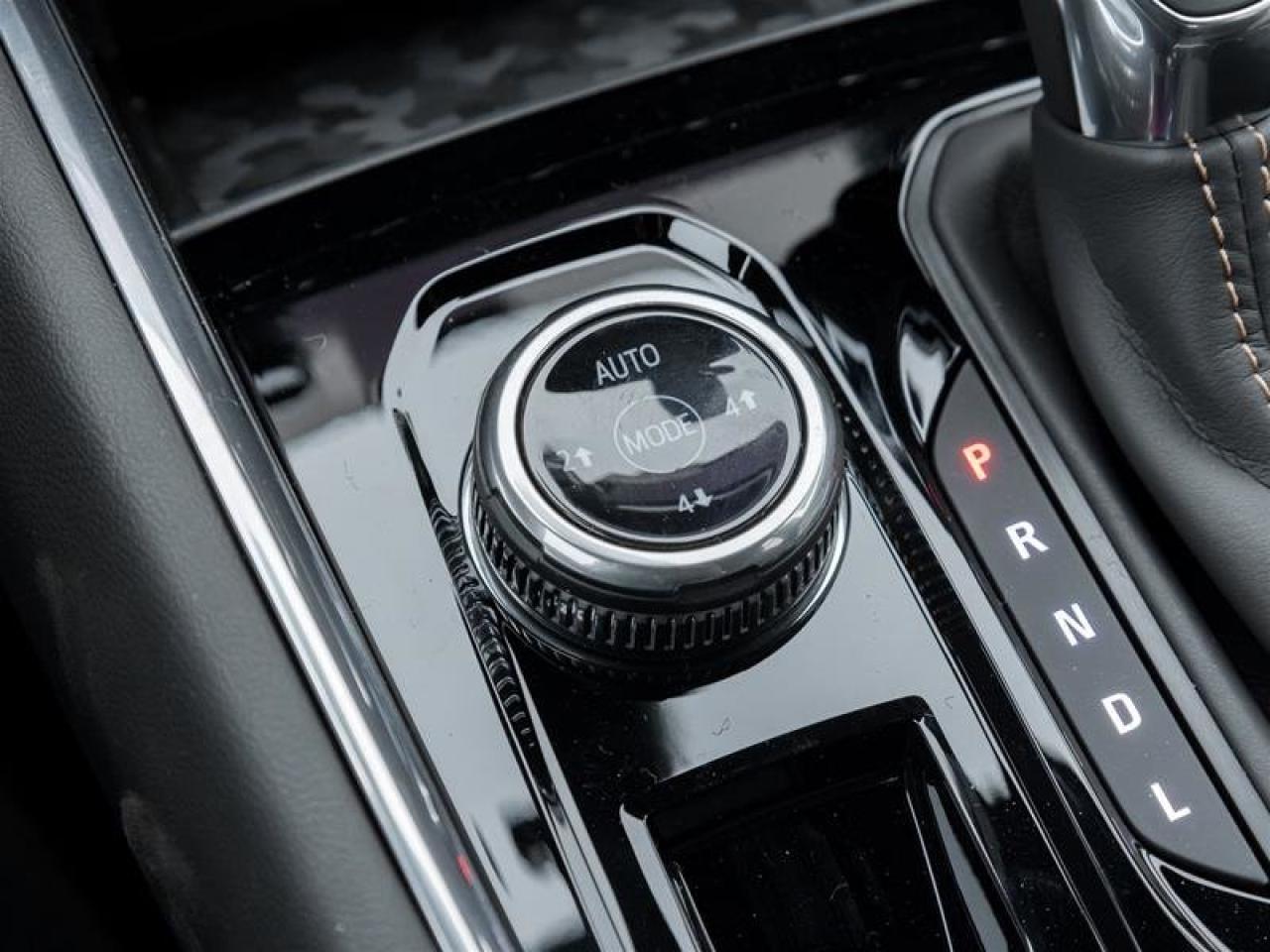 2026 GMC Canyon AT4 Photo