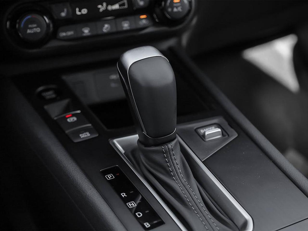 2026 Nissan Kicks SV Photo
