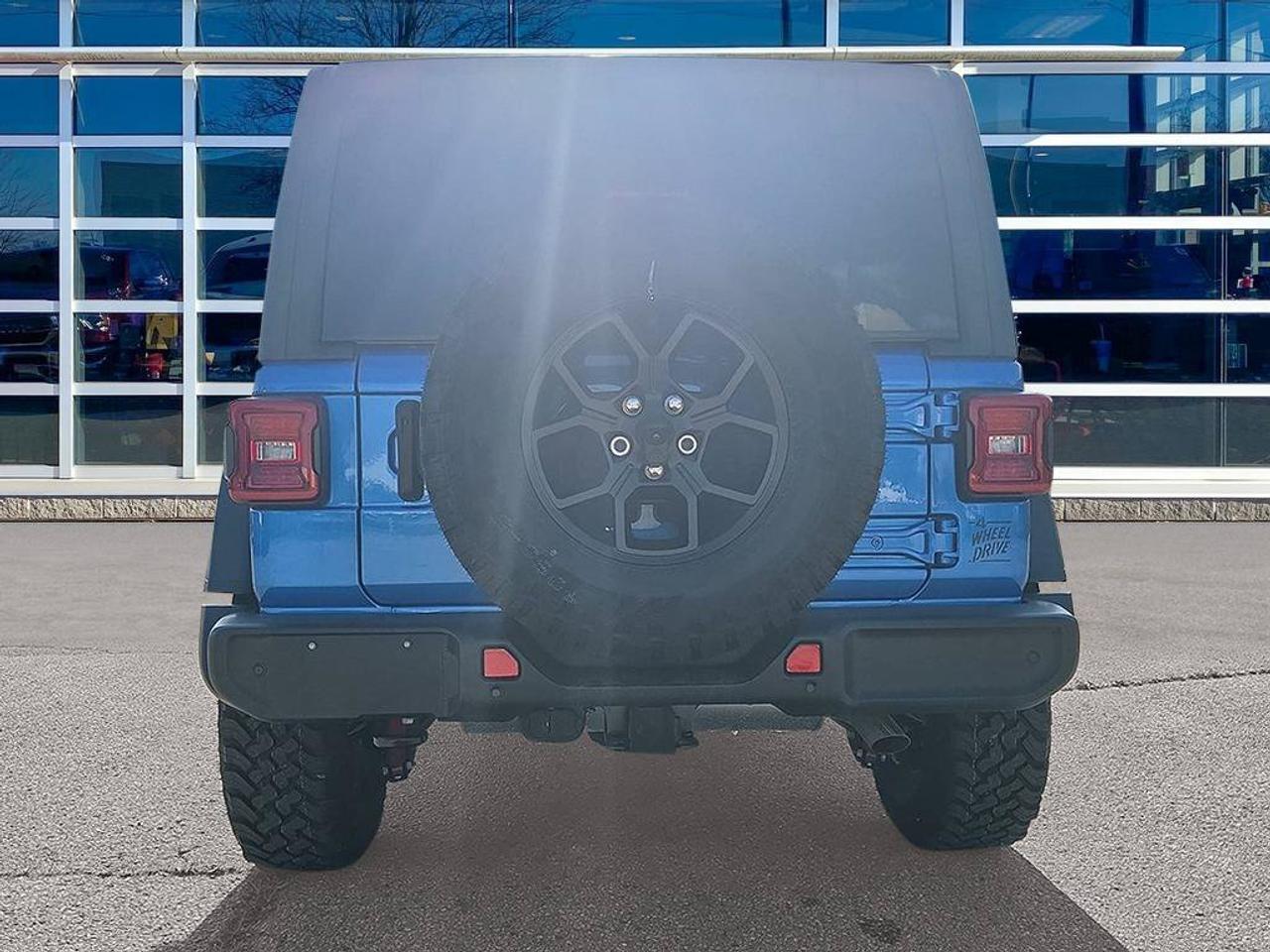 2026 Jeep Wrangler Willys| 4DR| Dual Tops| Heated Seats| Rugged AT Tires| Bindspot| Alpine Stereo Photo