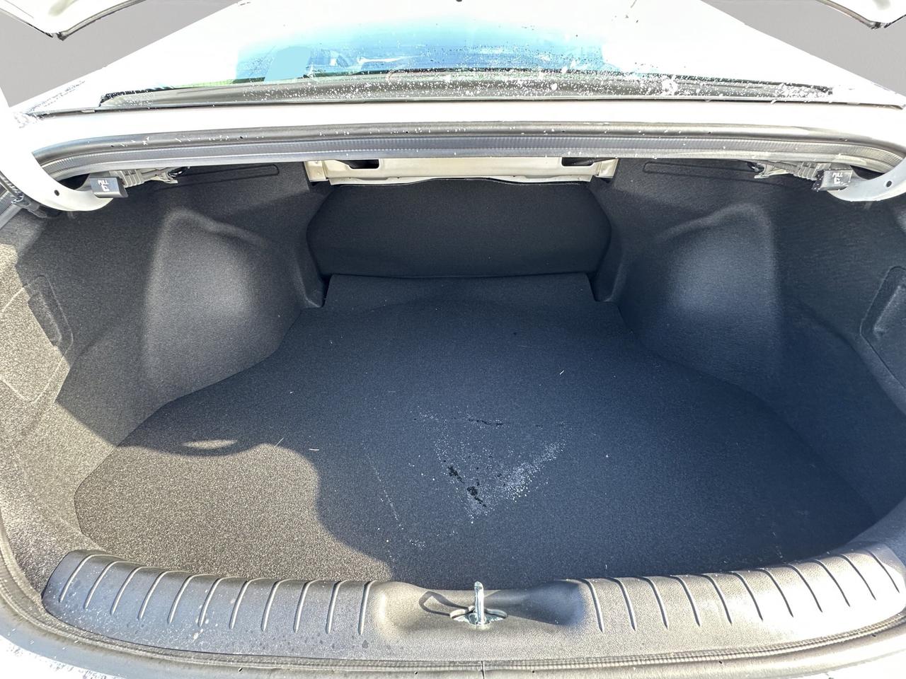 2026 Hyundai Elantra Essential Photo