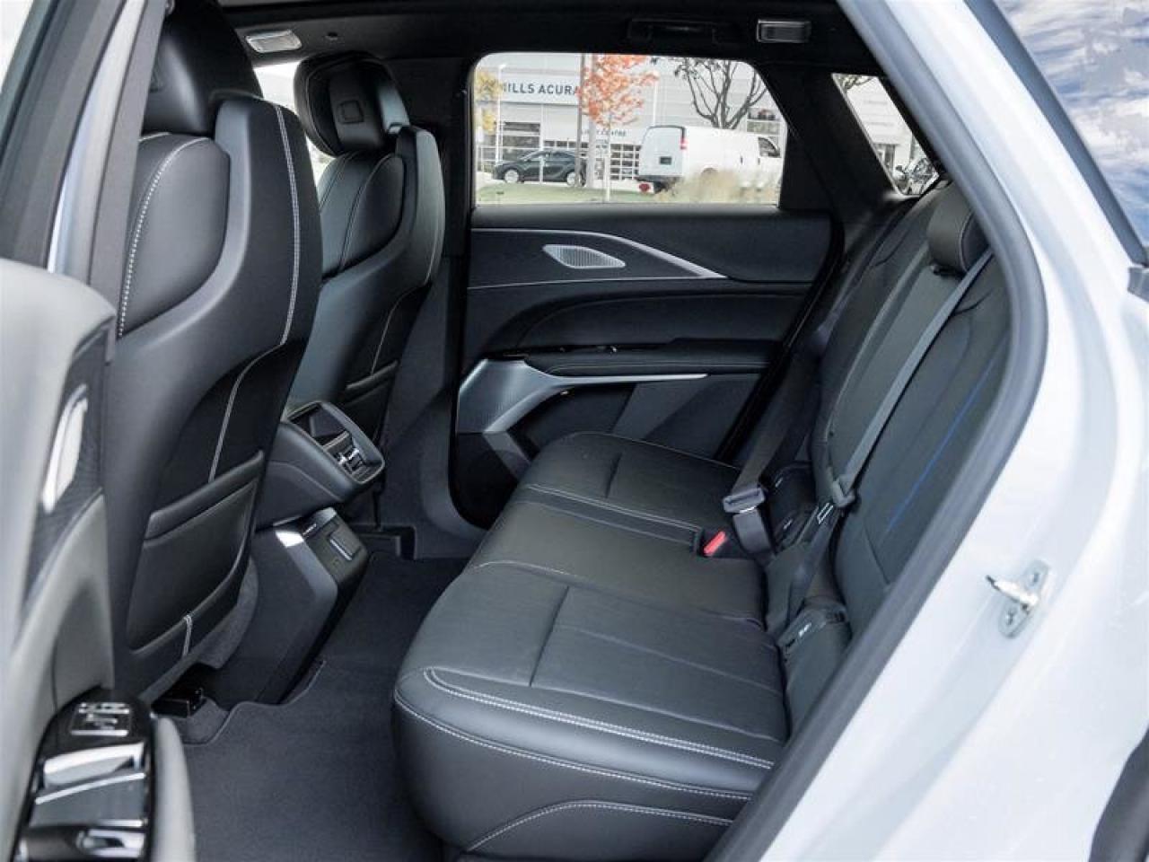 2026 Cadillac LYRIQ Premium Luxury Photo