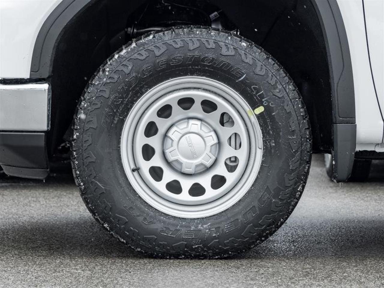 2026 GMC Sierra 1500 PRO Photo3