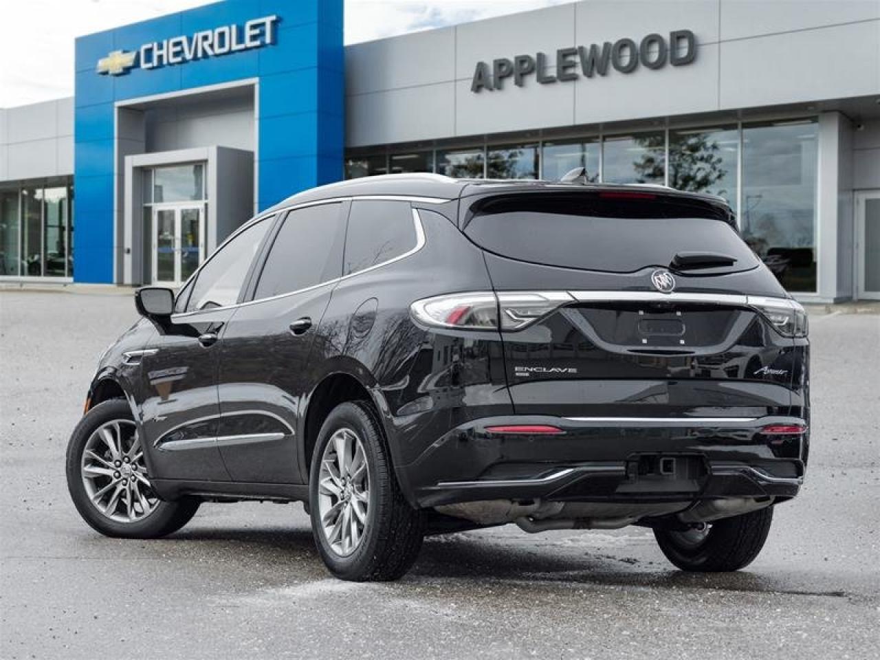 2024 Buick Enclave Avenir AWD Photo4