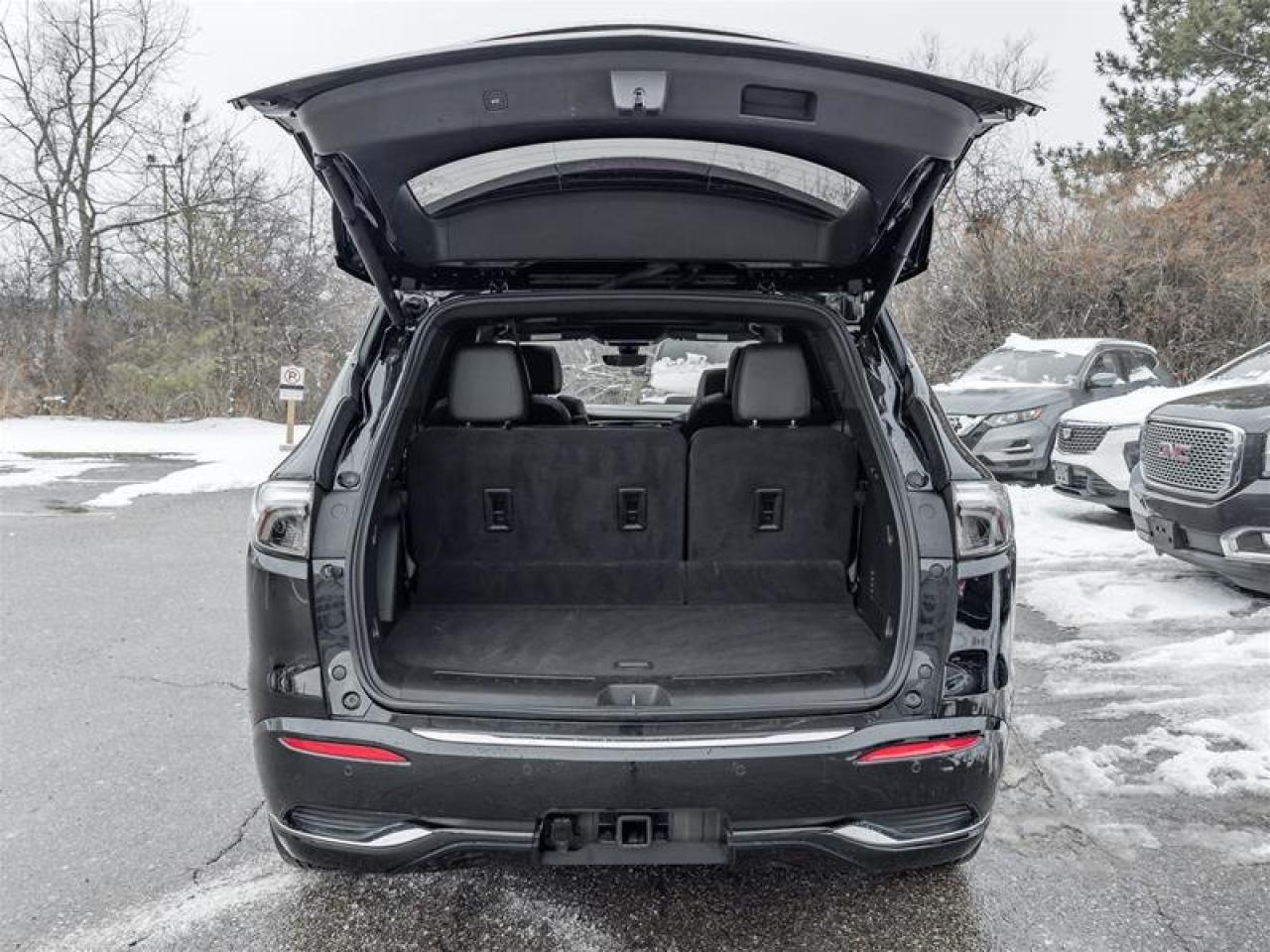 2024 Buick Enclave Avenir AWD Photo