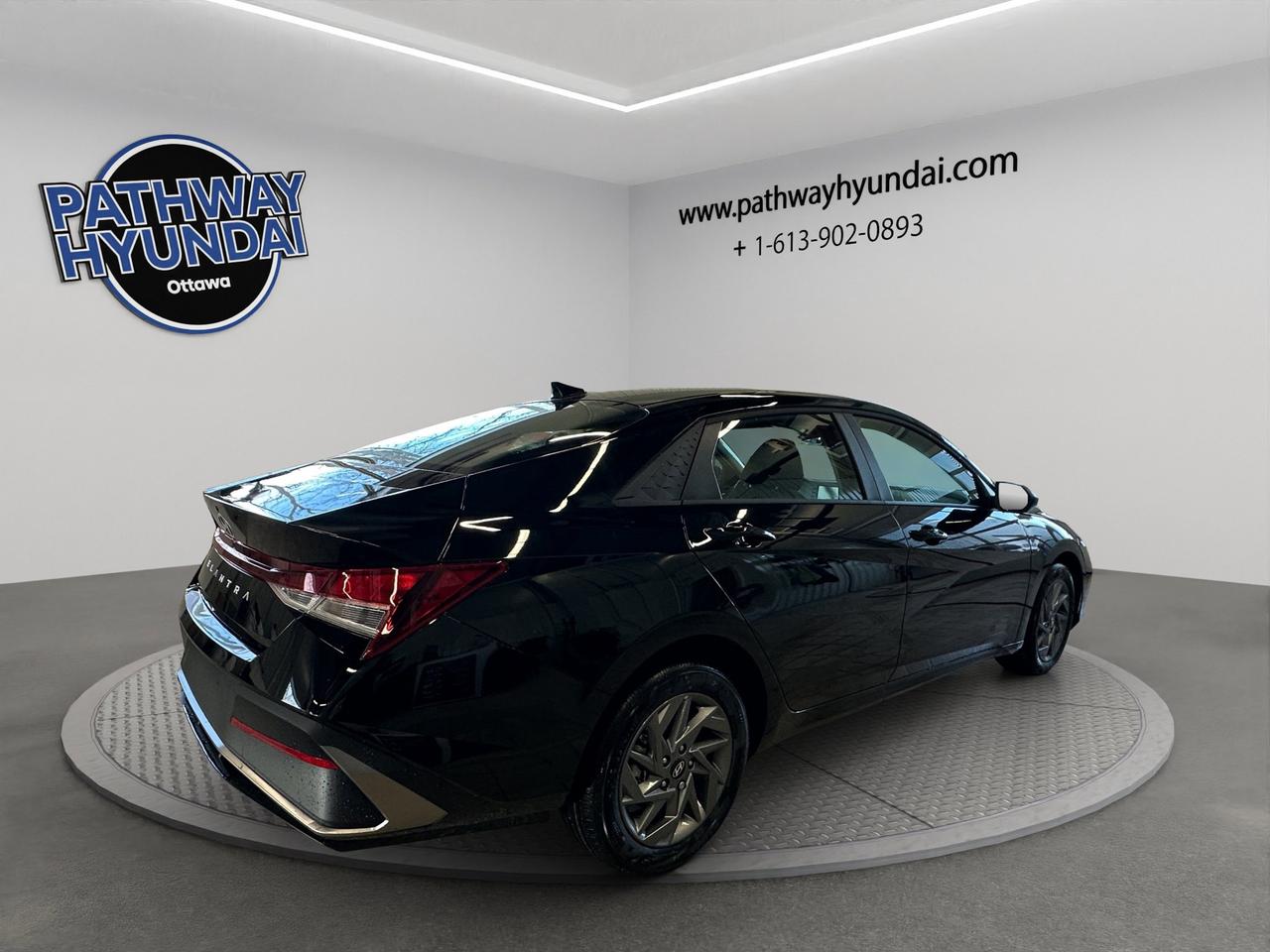 2026 Hyundai Elantra Preferred Photo3