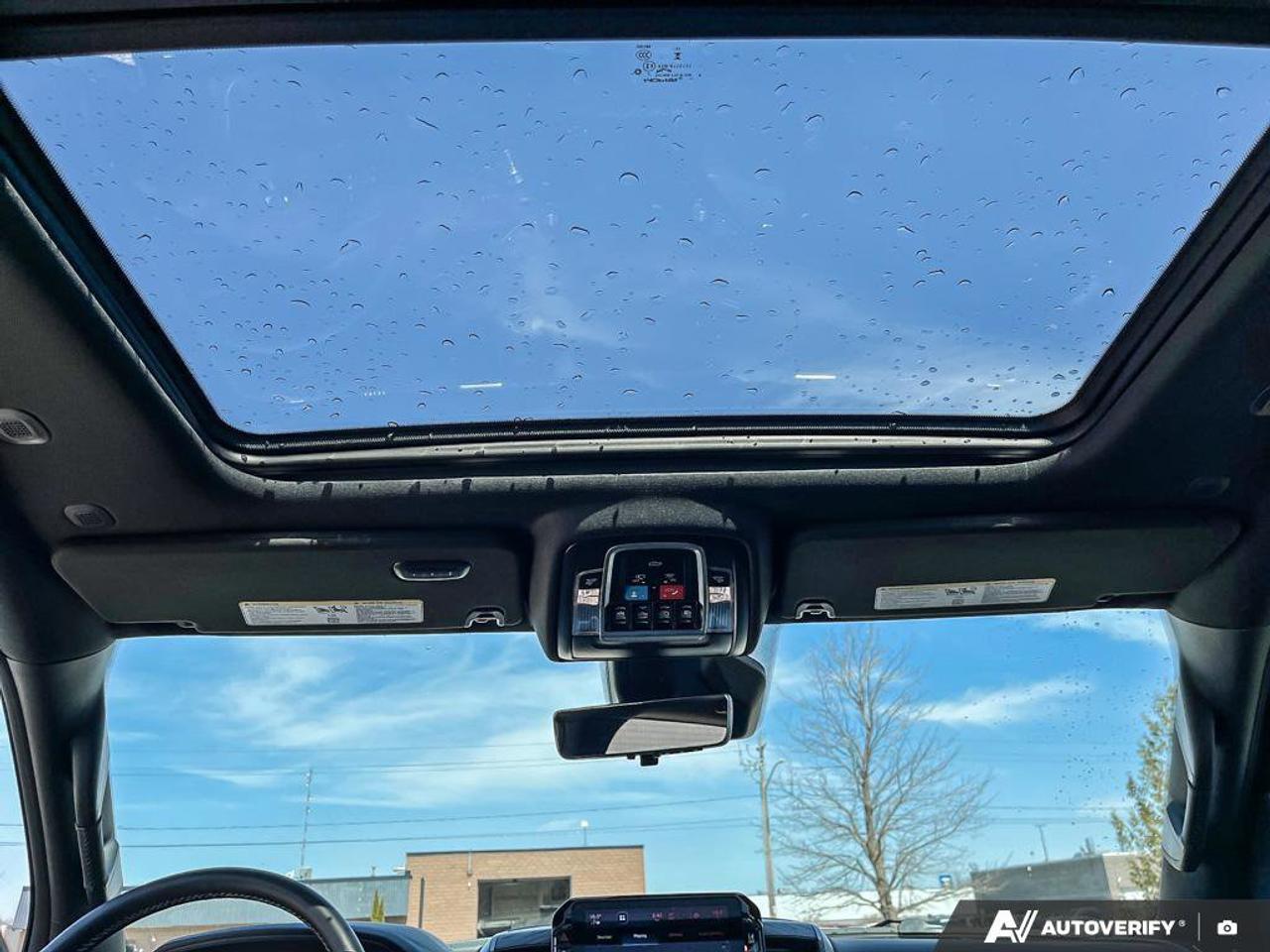 2026 RAM 1500 Limited | Leather | Sunroof | Navigation | Heated Options | Power Options | Apple Carplay | Photo