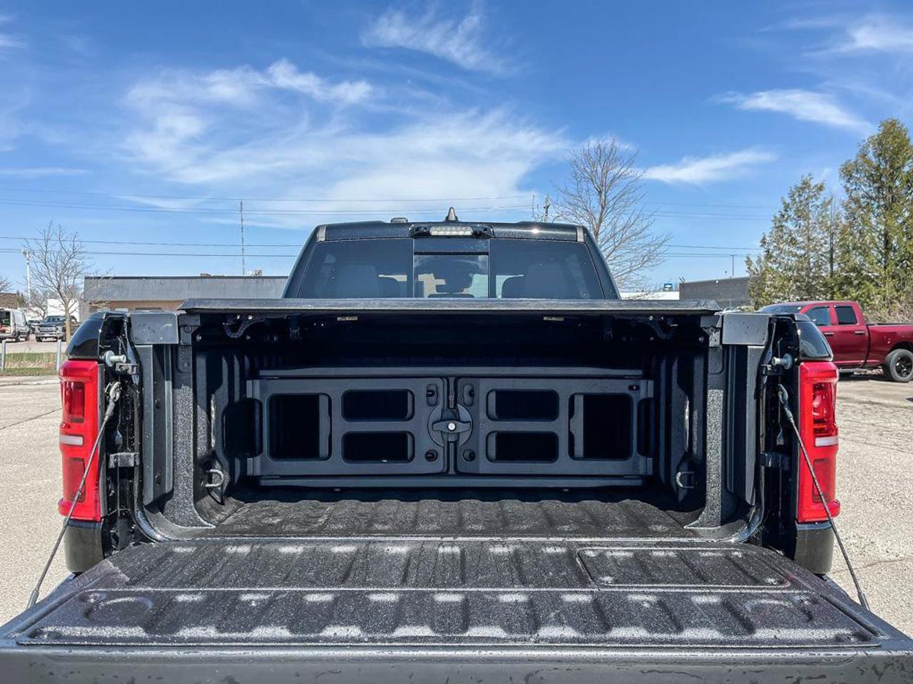 2026 RAM 1500 Limited | Save Over $14 000 OFF MSRP | Executive Demo | Great Value | Loaded | Ram Box | Photo