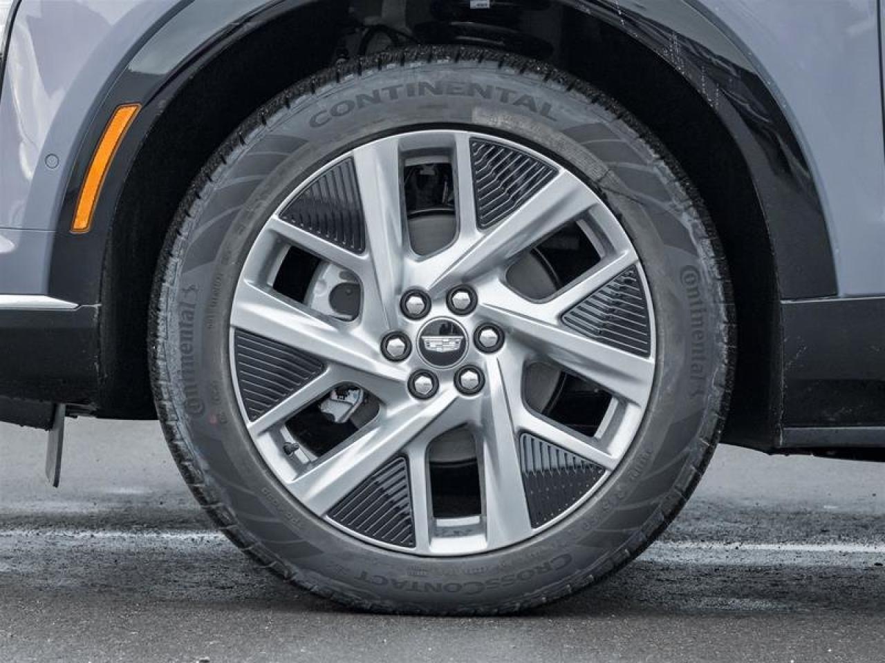 2026 Cadillac OPTIQ Luxury Photo