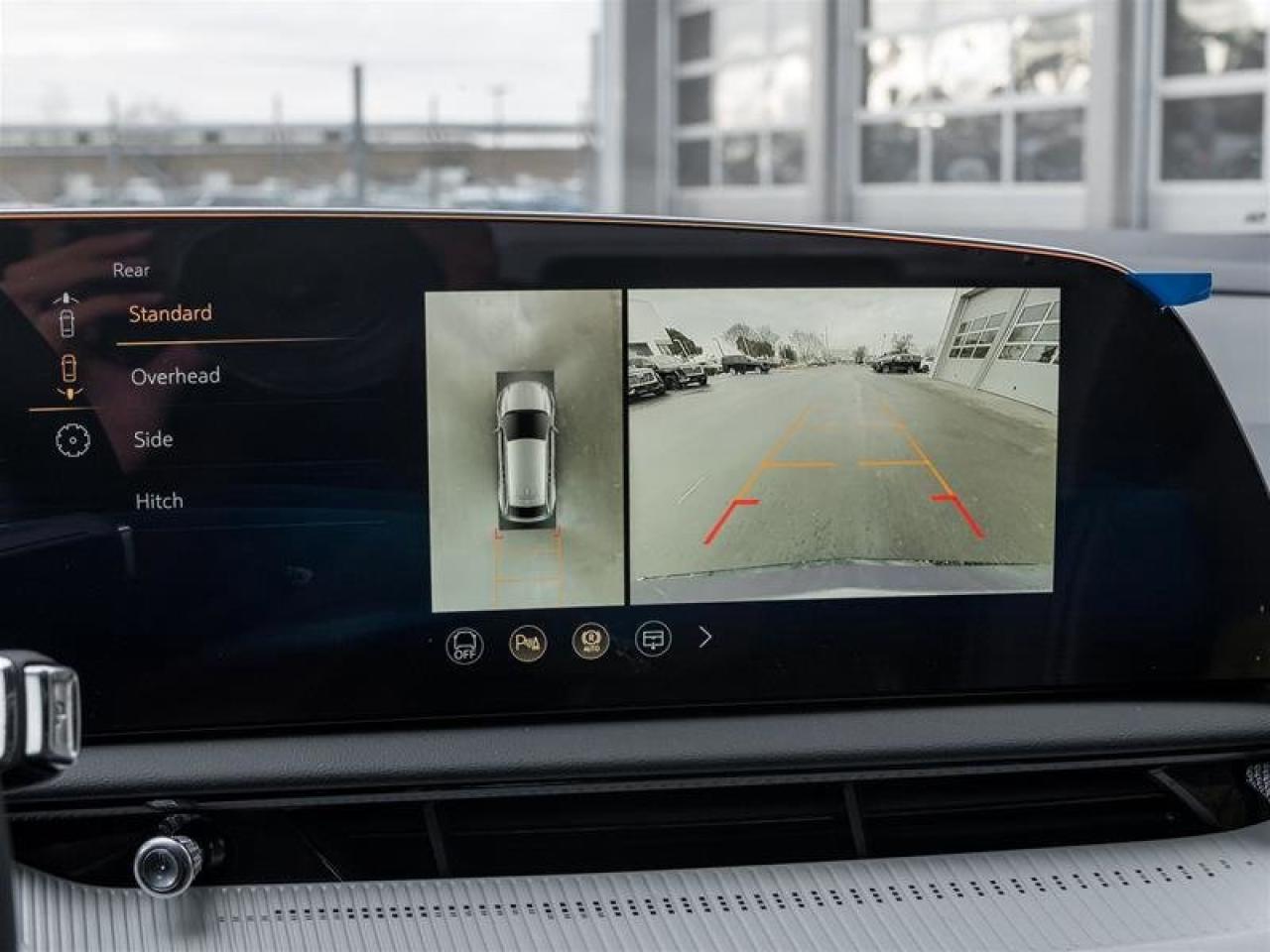 2026 Cadillac OPTIQ Luxury Photo