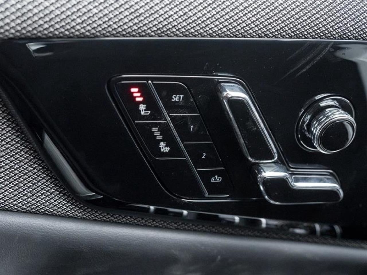 2026 Cadillac OPTIQ Luxury Photo