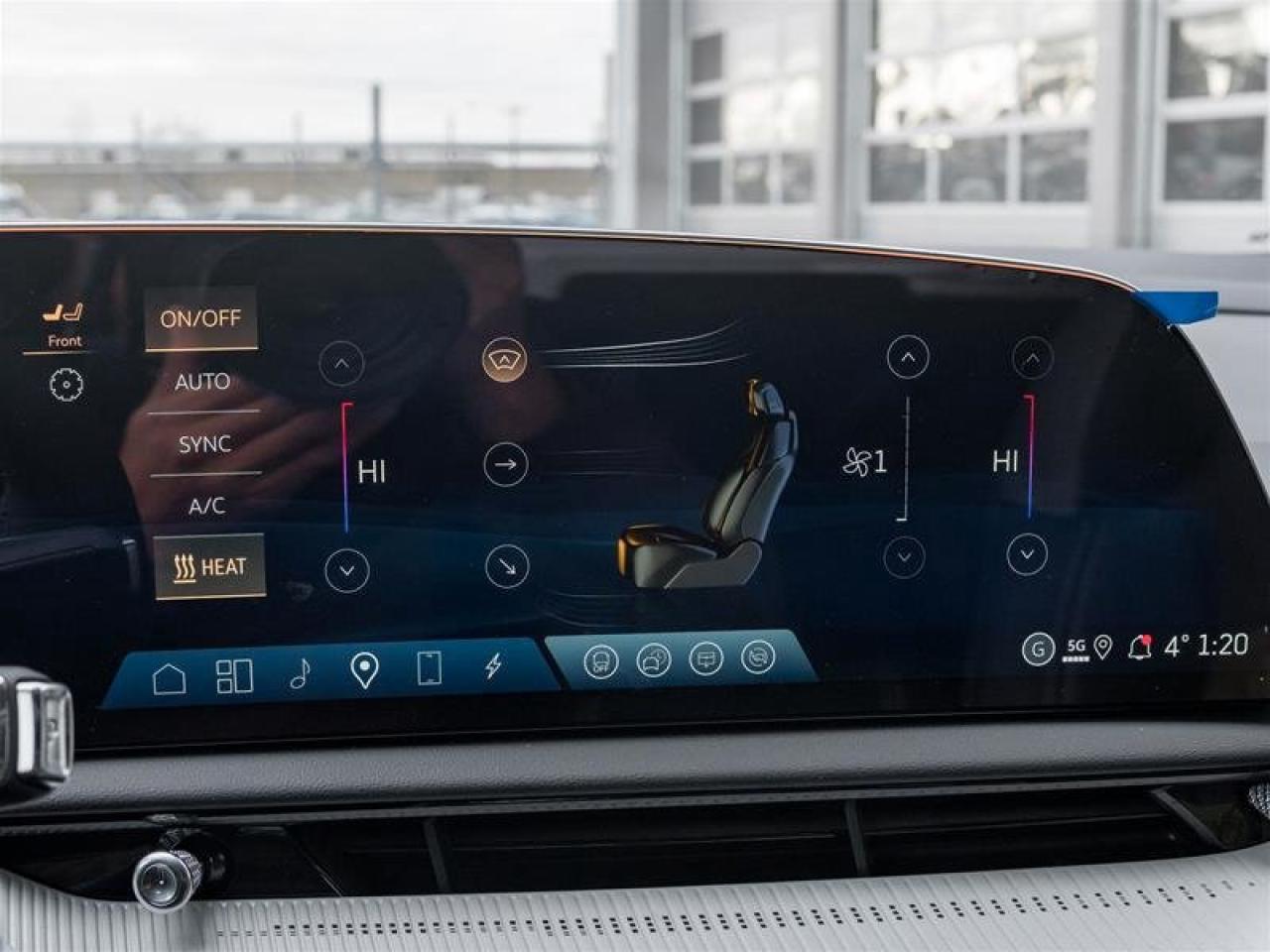 2026 Cadillac OPTIQ Luxury Photo