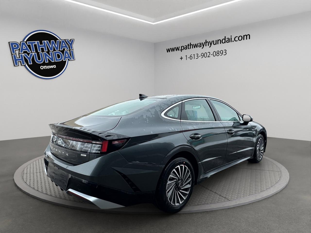 2026 Hyundai Sonata Hybrid Preferred-Trend Photo