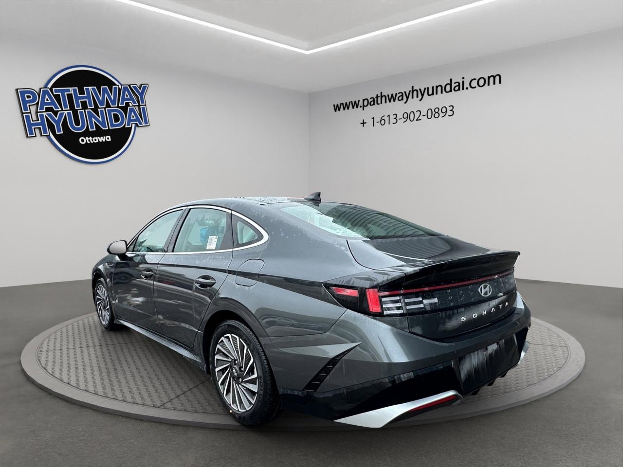 2026 Hyundai Sonata Hybrid Preferred-Trend Photo
