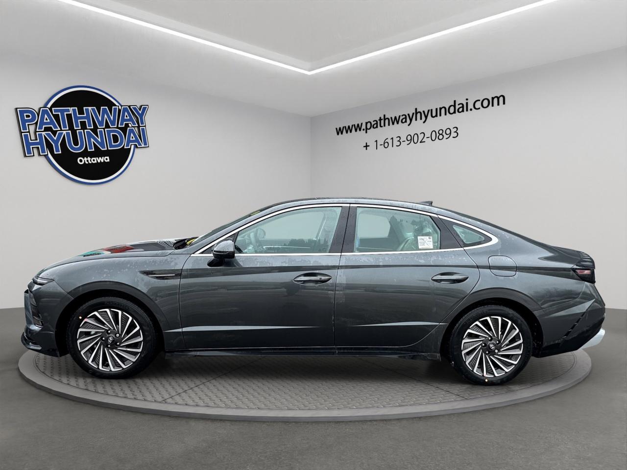 2026 Hyundai Sonata Hybrid Preferred-Trend Photo