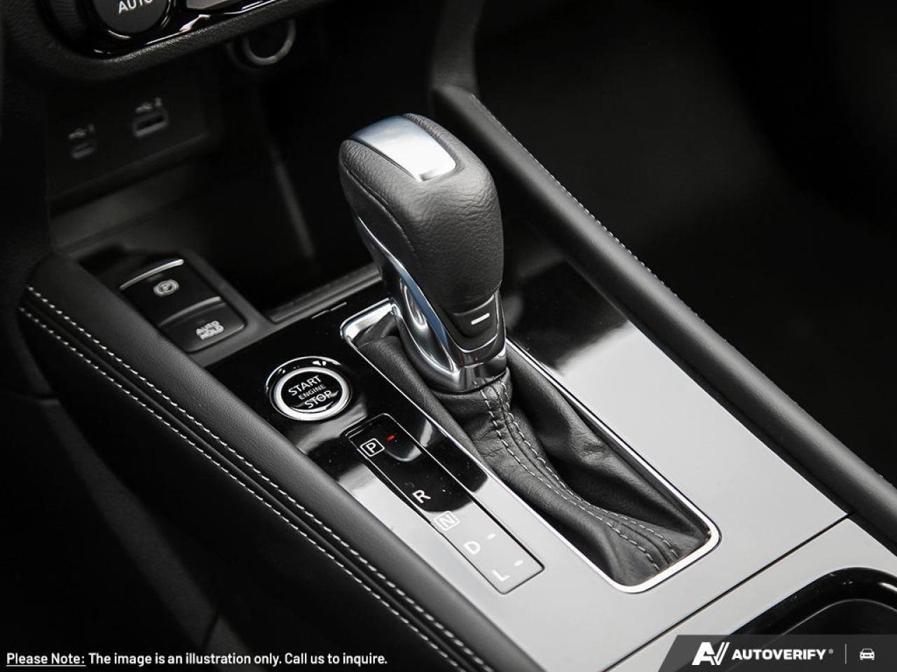 2025 Nissan Kicks Play SV Photo