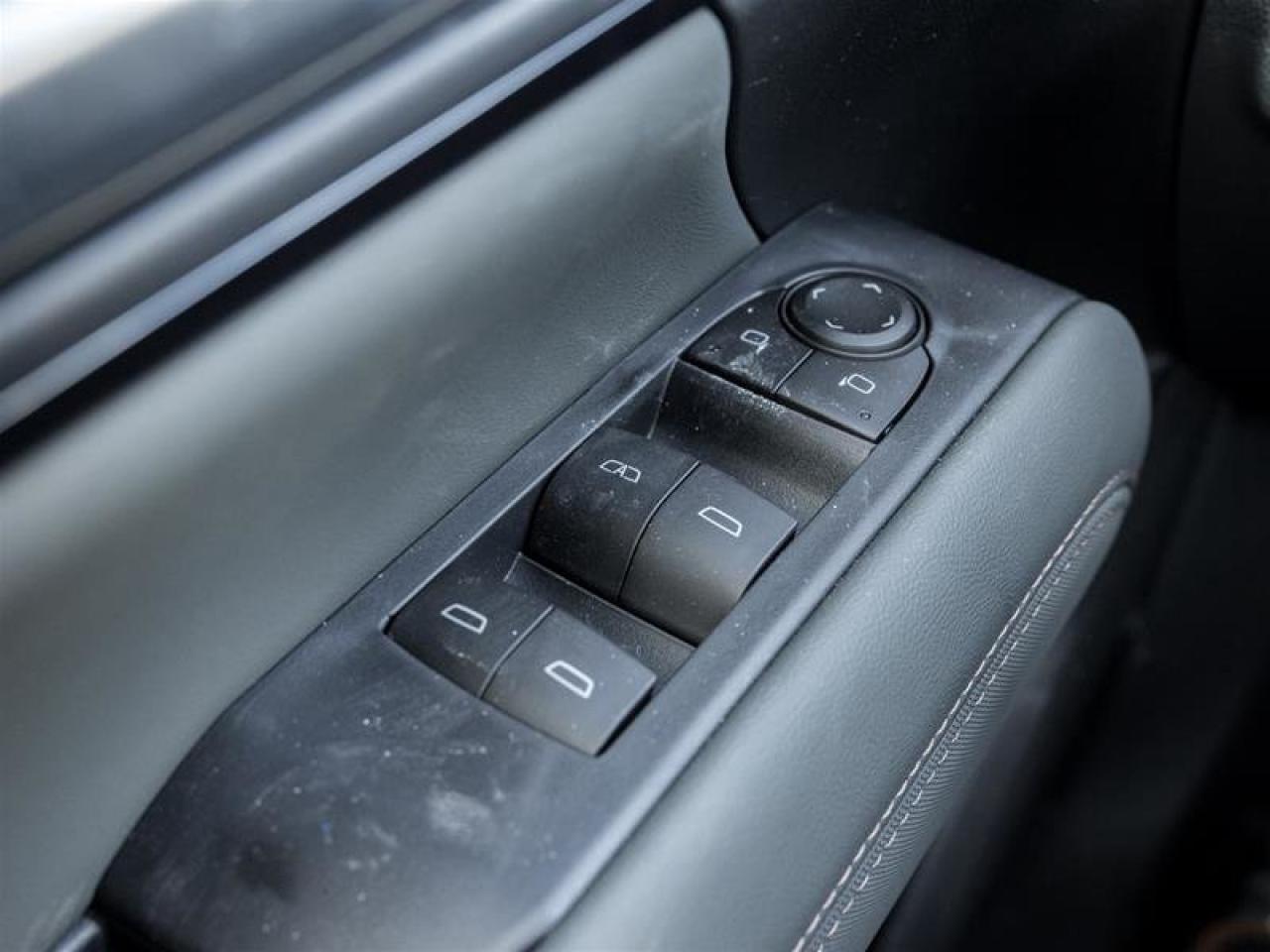 2026 GMC Terrain AT4 Photo