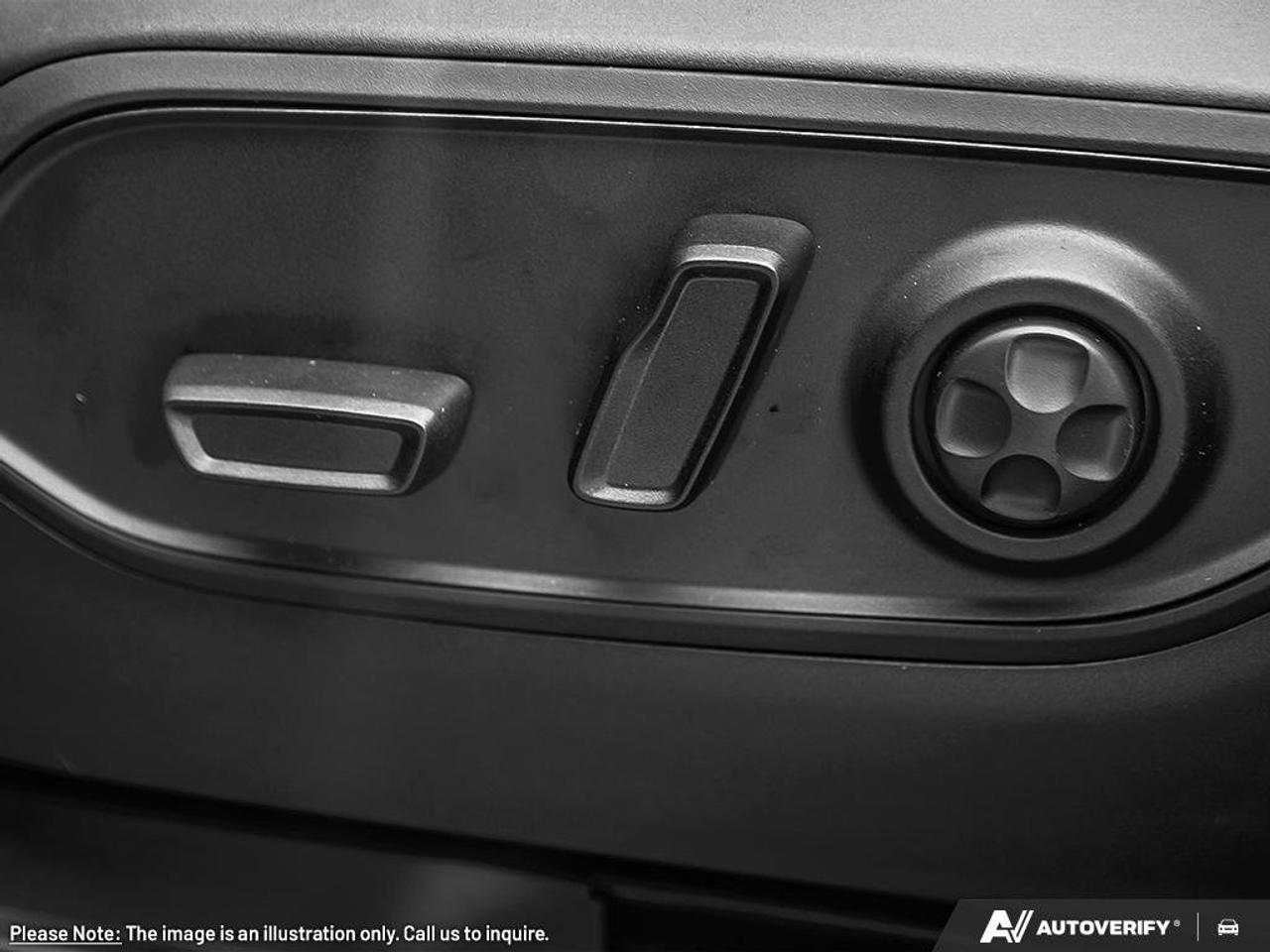 2025 Jeep Grand Cherokee Altitude Photo