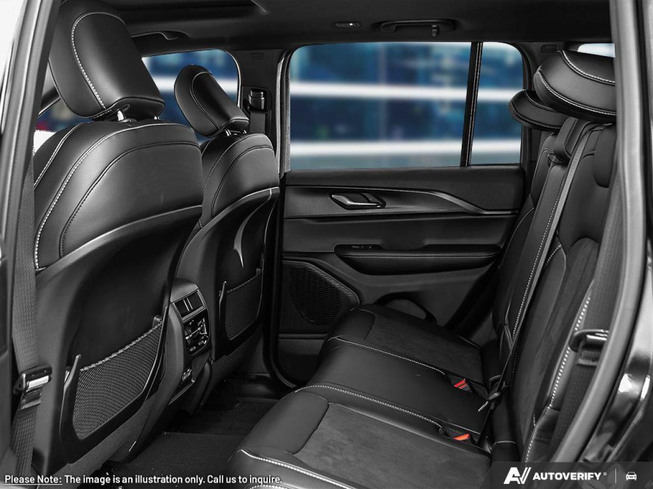 2025 Jeep Grand Cherokee Altitude Photo