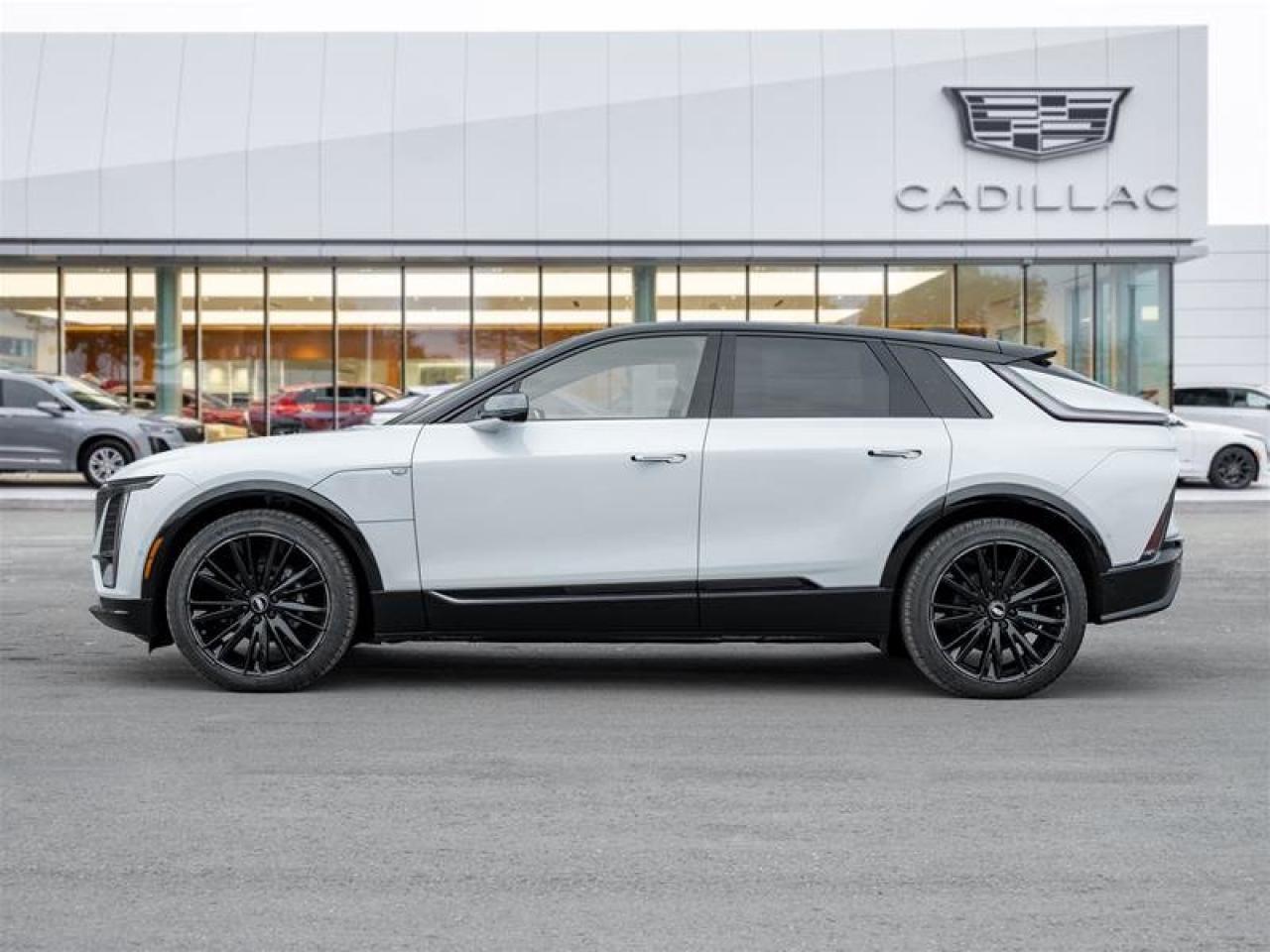 2026 Cadillac LYRIQ Sport Photo2