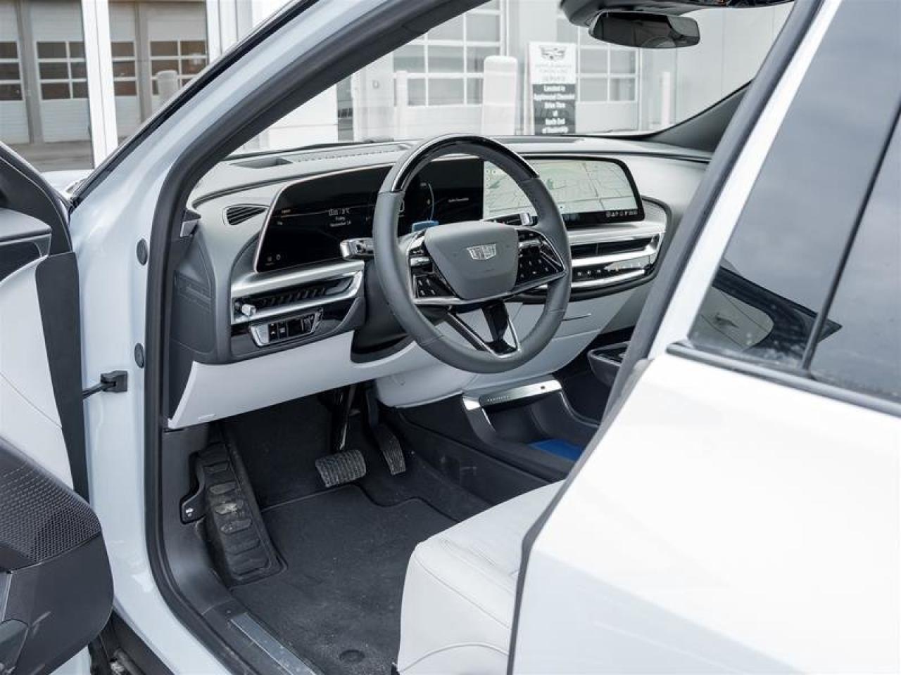 2026 Cadillac LYRIQ Sport Photo