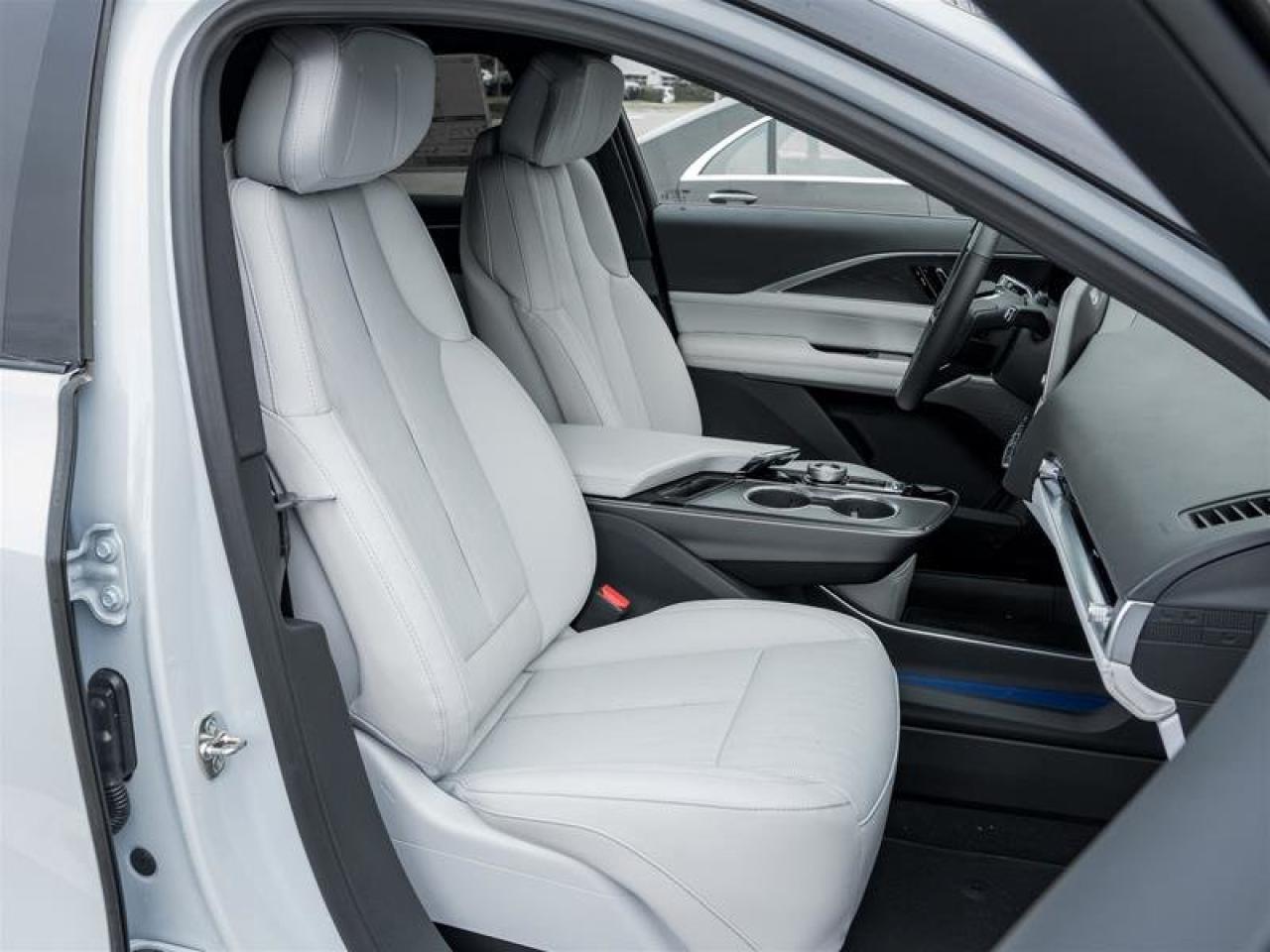 2026 Cadillac LYRIQ Sport Photo