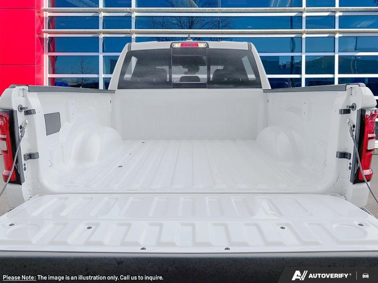 2026 RAM 1500 Express/Night Edition/3.6 V6/Crew Cab/4x4 Photo